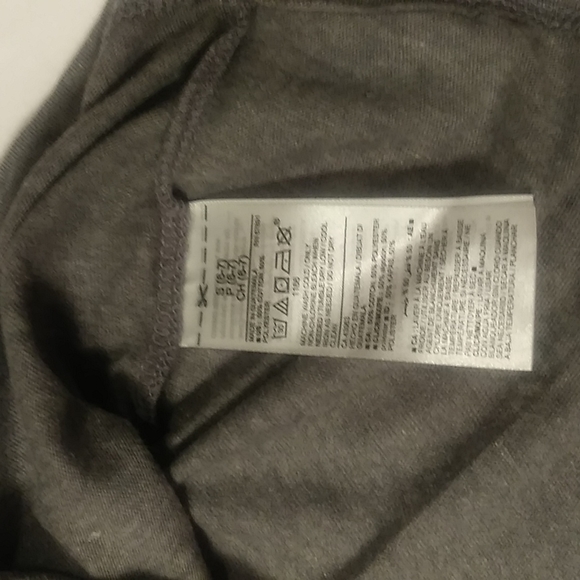 Kansas Jayhawks tshirt - Picture 3 of 5